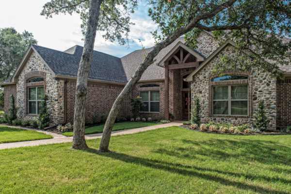 Tri-County Guttering Waco, Texas - Residental Rain Gutters Installed Waco