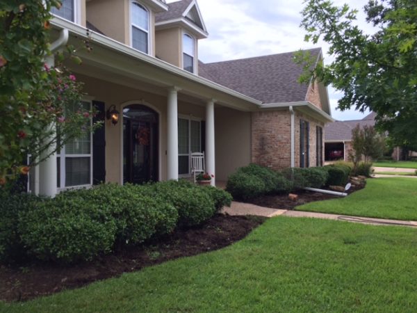 Tri-County Guttering Waco, Texas - Residental White Gutter Installation Waco