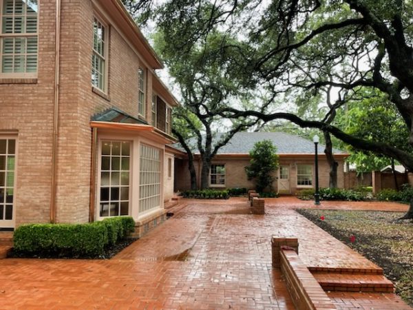 Tri-County Guttering Waco, Texas Copper Round Gutter System
