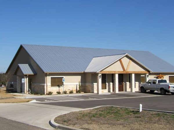 Tri-County Guttering Waco, Texas - Commercial Rain Gutter Installation 4