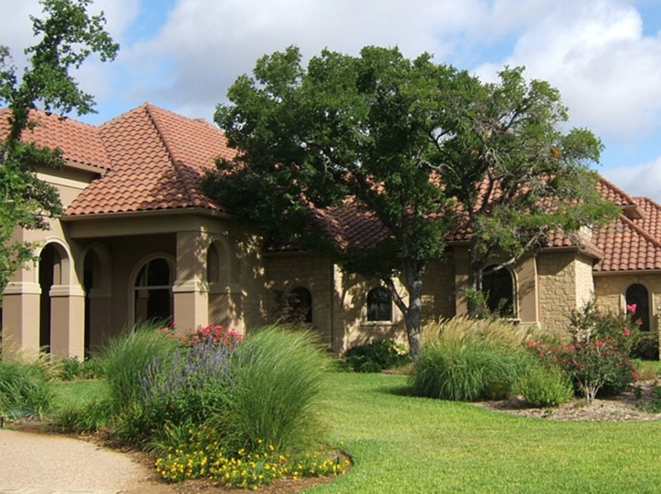 Tri-County Guttering Waco, Texas - Residential Rain Gutter Installation 17