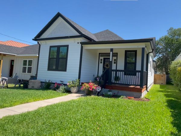 Custom Black Gutters Waco & Central Texas